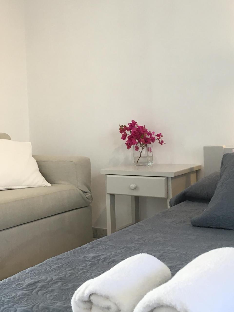Stefano Apartments เนาซา ภายนอก รูปภาพ